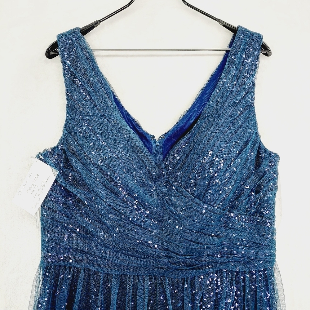 NEW Christina Wu Navy Blue Tulle & Sequin V Neck Bridesmaid Maxi Dress Z40 - Picture 3 of 10